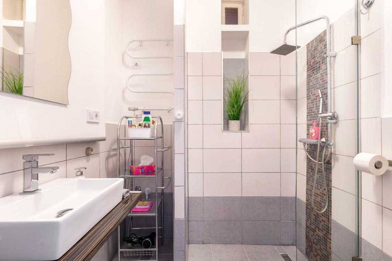King Beautique Resort Budapest Esterno foto